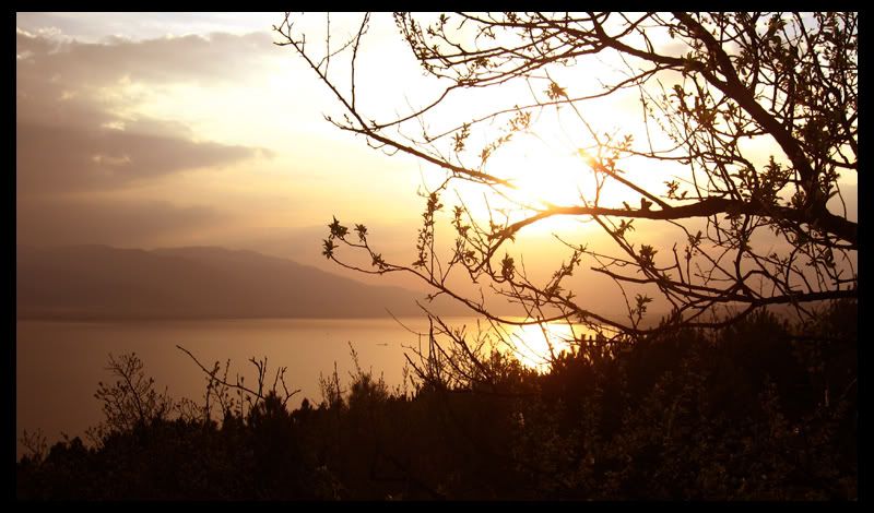 Sapanca_gun_batimi_by_yunuserturk.jpg