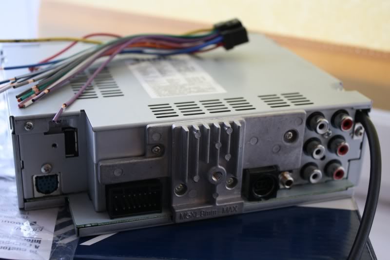 Продам Alpine IDA-X001