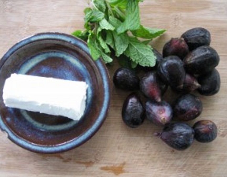 Figs, fresh mint and goat cheese