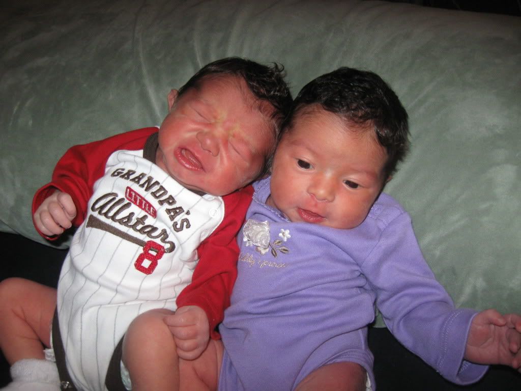 [Linked Image from i262.photobucket.com]