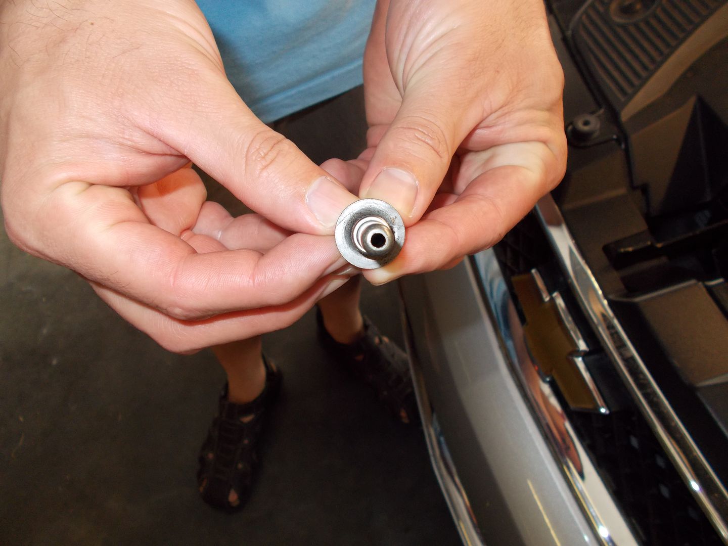 The 3.0 and 3.6 Intake valve cleaning guide Cadillac Owners Forum