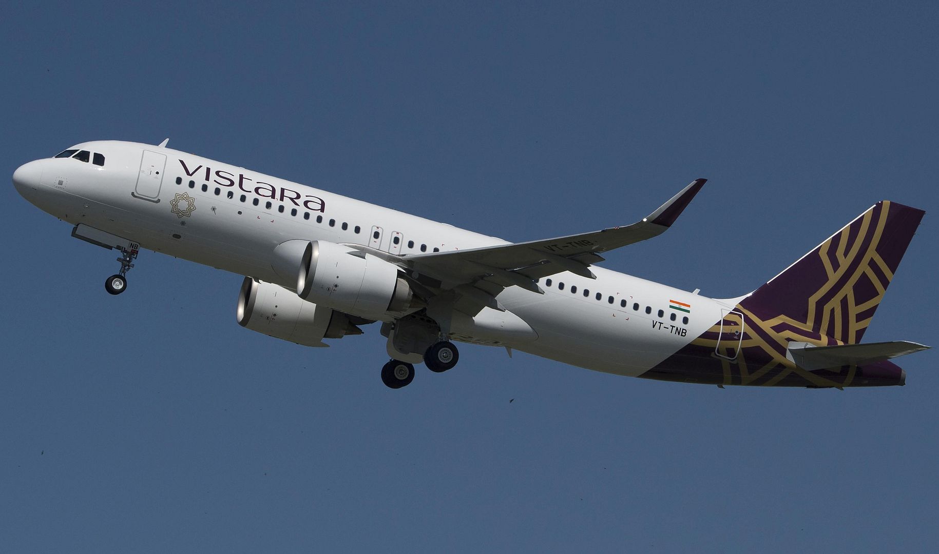 A320neo VISTARA Take Off