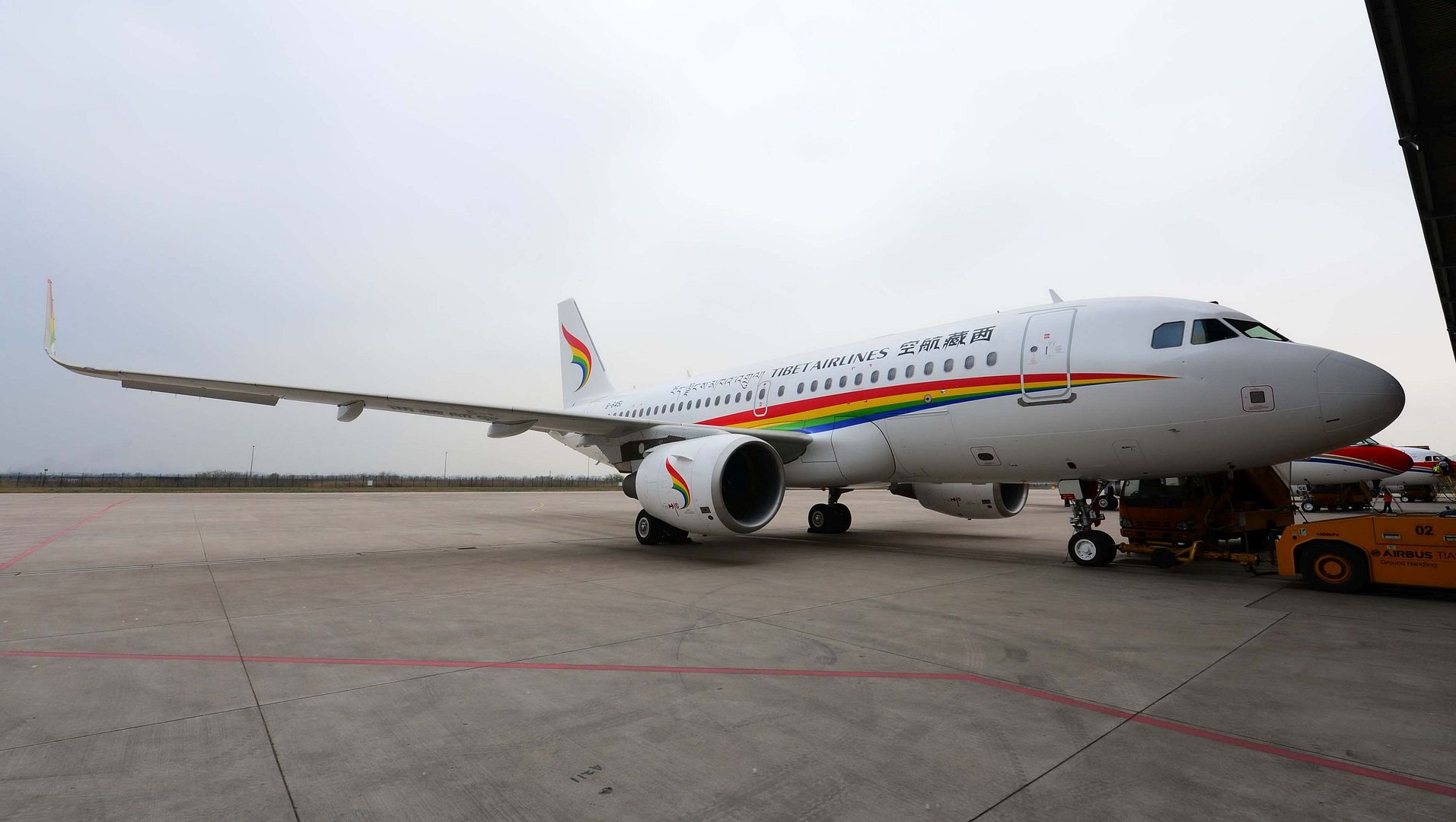 A319 Tibet Airlines 1st Sharklets