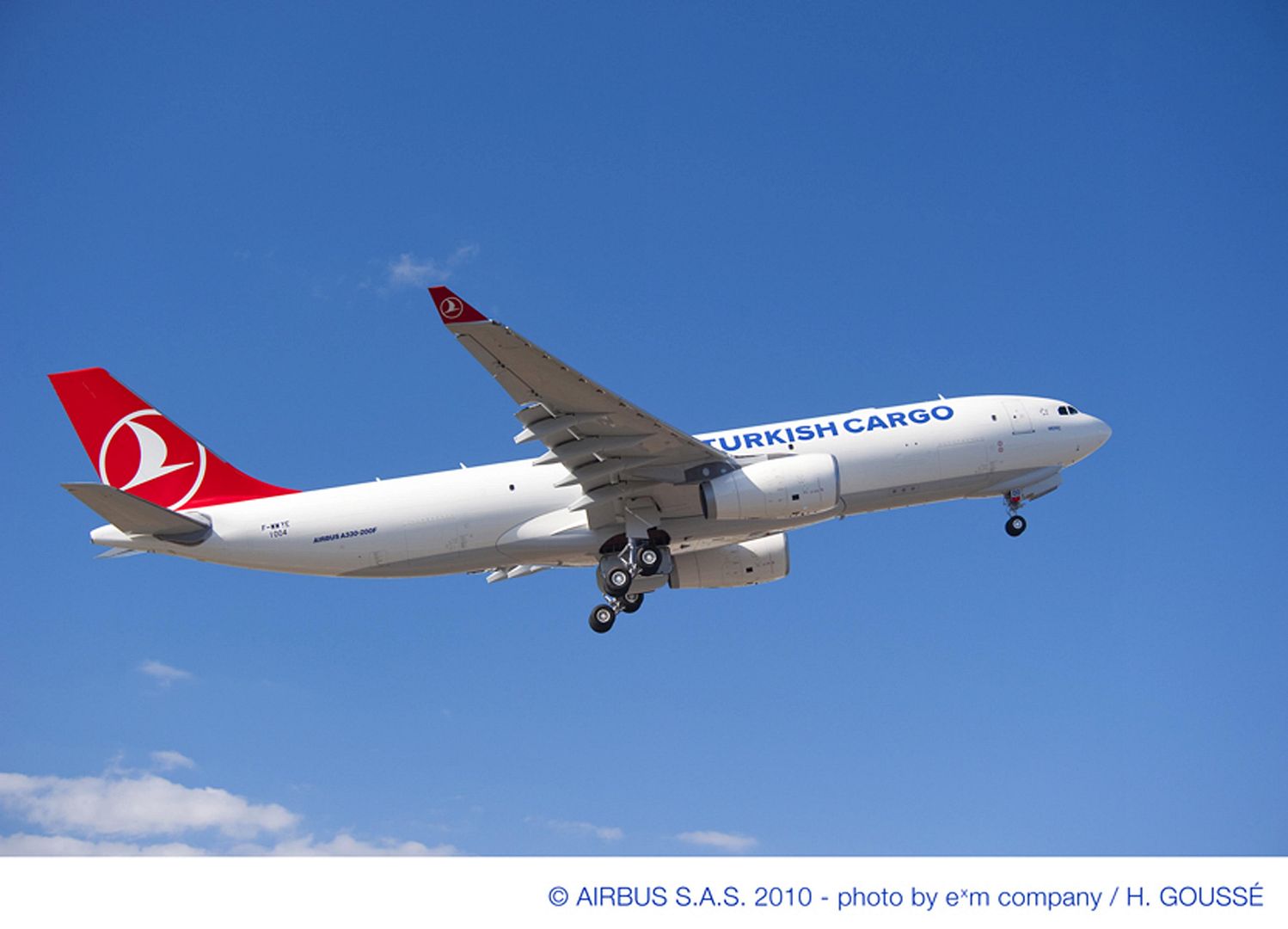 200F Turkish Airlines Taking Off