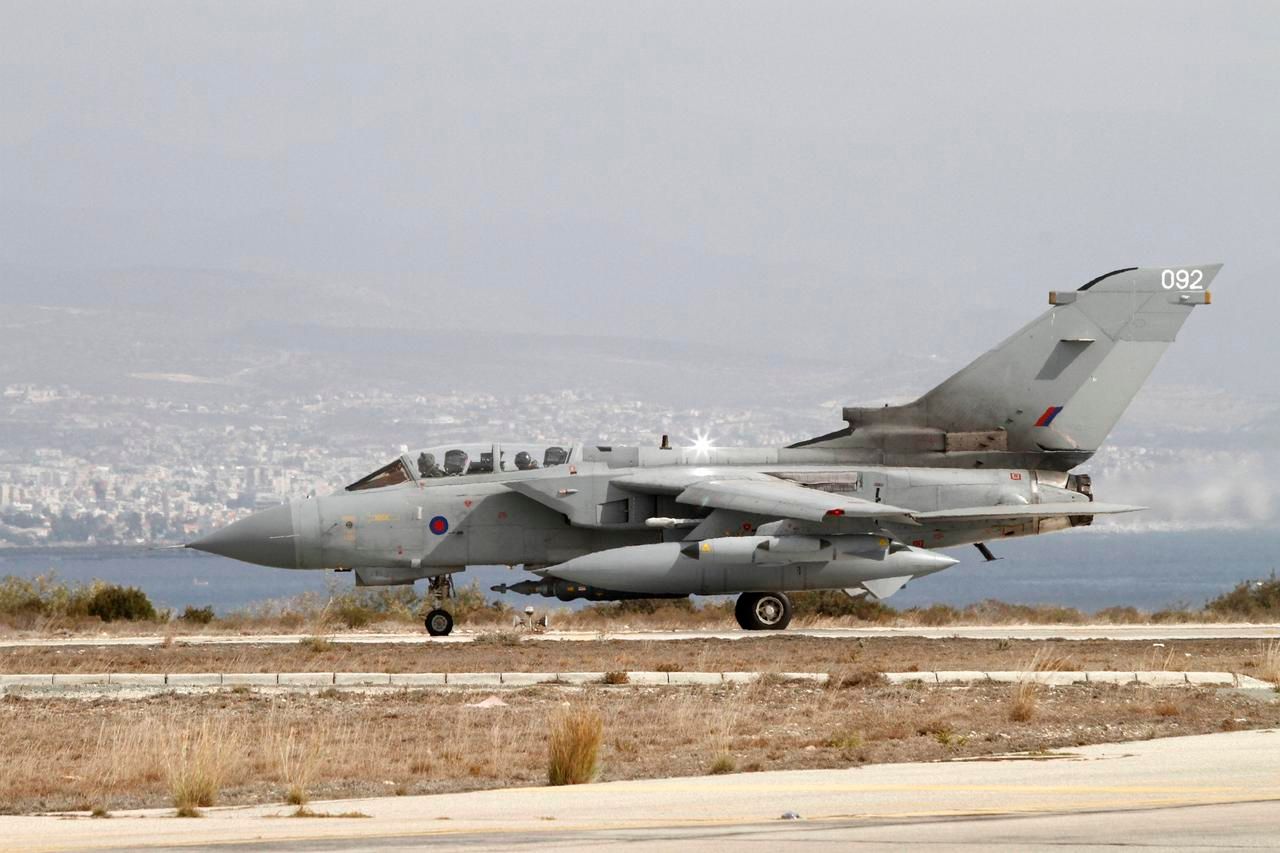 BritishTornadojetpreparestotakeoffattheRAFAkrotiriinCyprusSeptember272014