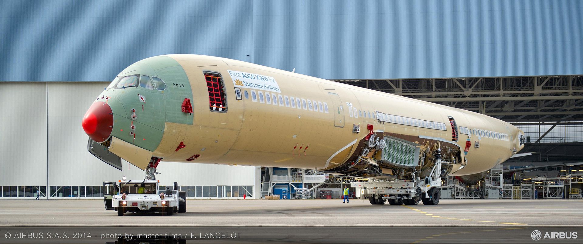 First A350 XWB For Vietnam Airlines Enters Final Assembly