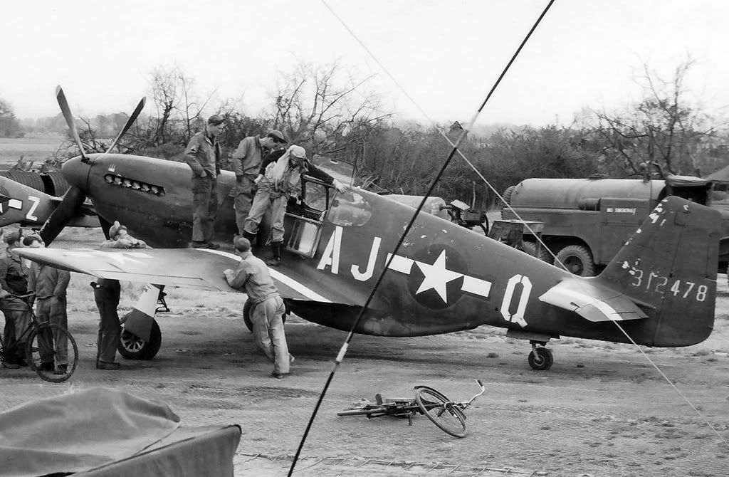 [Image: P51-BAJQ356thFSLt-Edwards-Boxted.jpg]