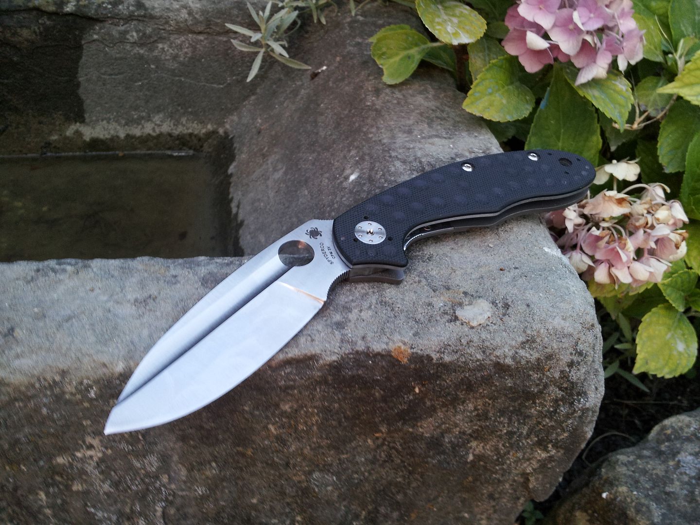 Tuff SPyderco