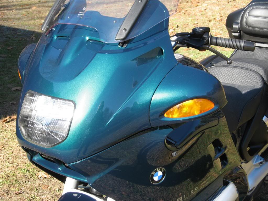 Bmw r1100rt windshield problem