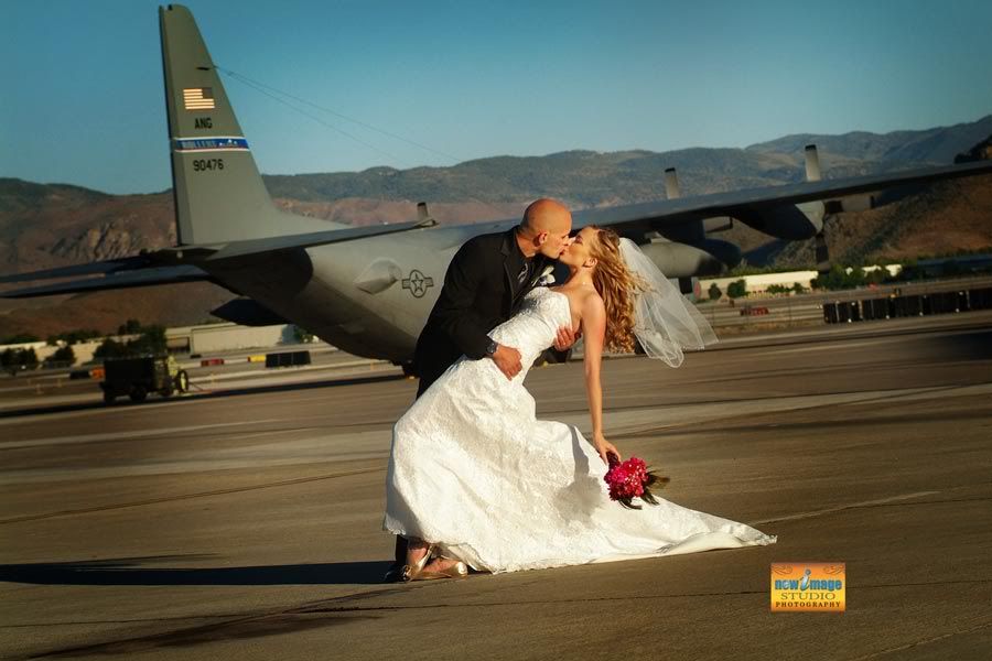 reno weddings,air national guard wedding,wedding couple