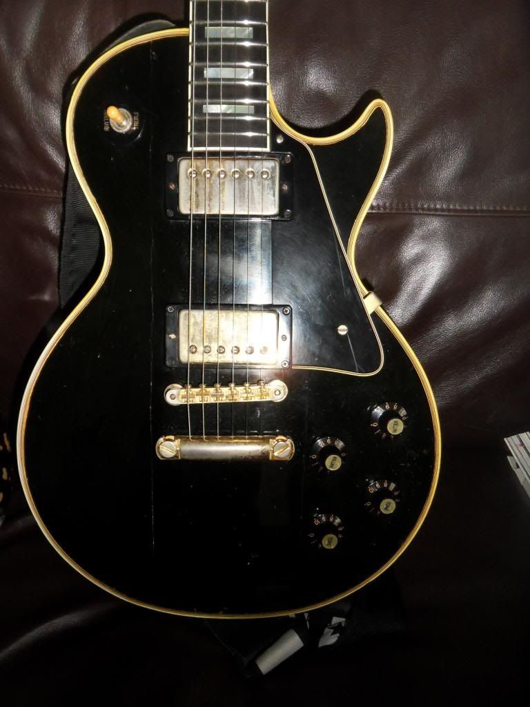 Dating epiphone les paul custom-in-Uruti