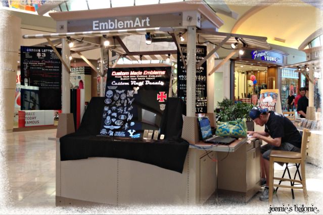 emblem art kiosk