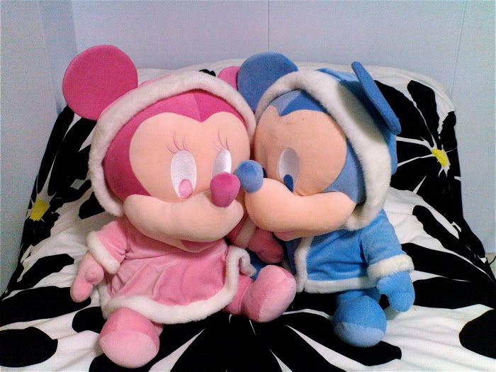 Mickey and Minnie Pictures, Images and Photos