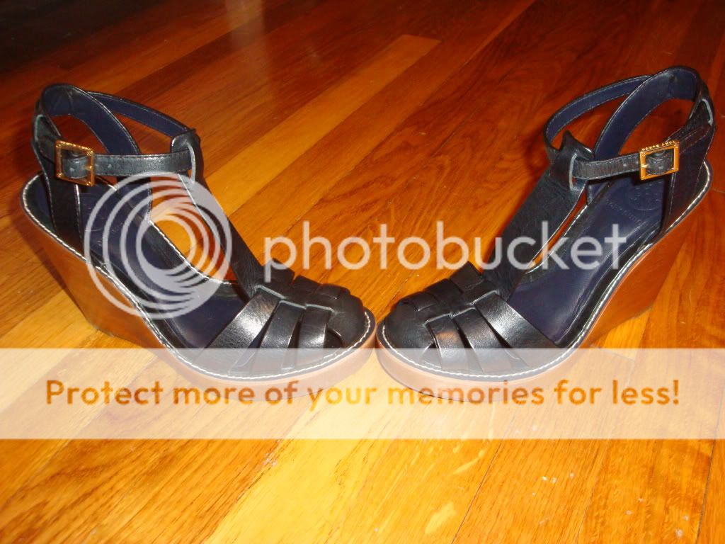 295 NWB TORY BURCH RIVER WEDGE SANDALS **NAVY** SIZE 7  