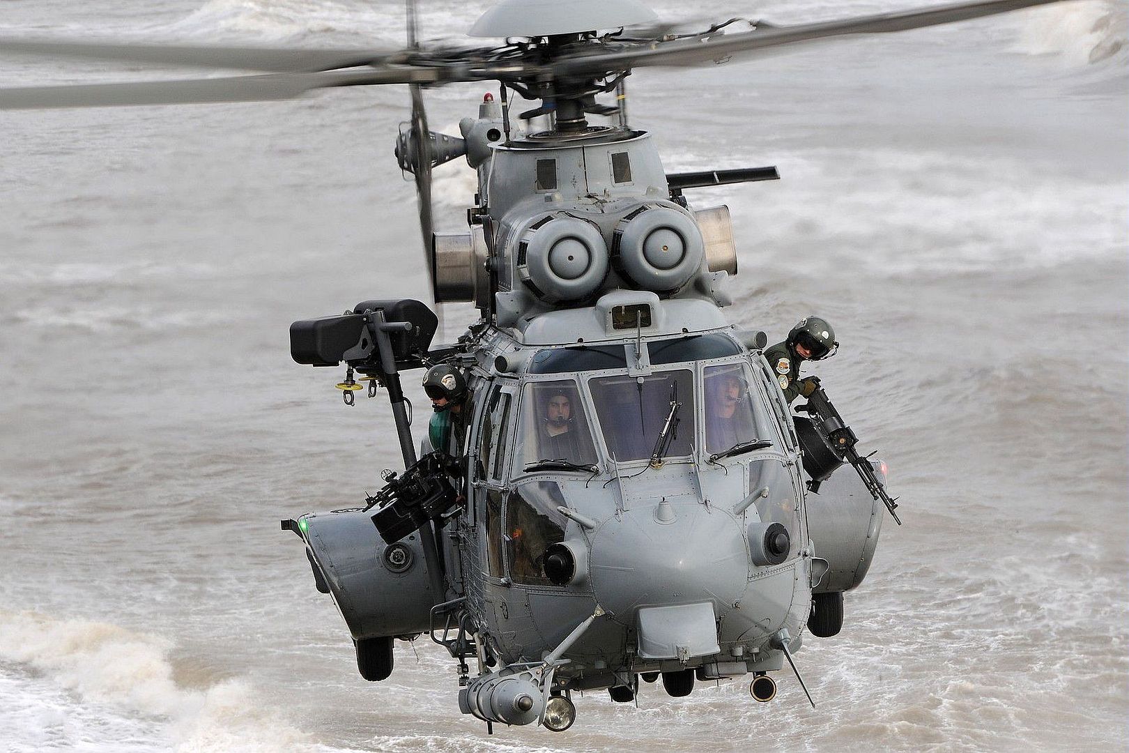 H225M