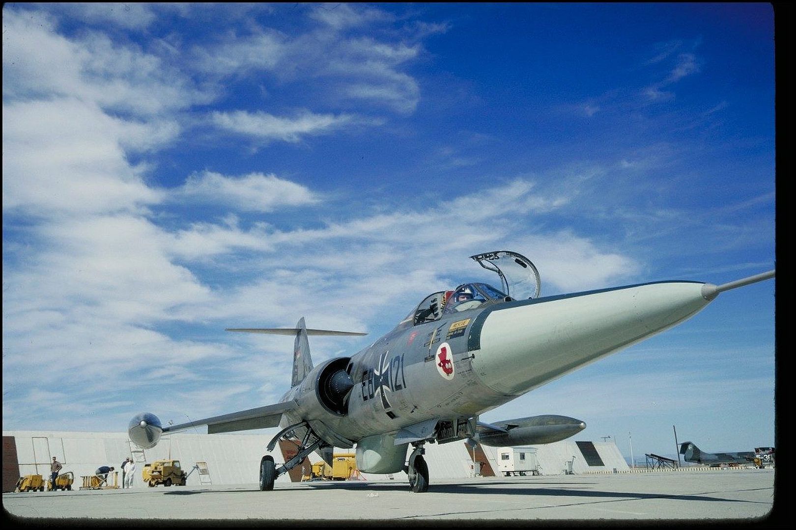 F 104. Старфайтер ф-104 а ВВС США. F104 ВВС США. RF-104g. Lockheed f-104 Starfighter фото.